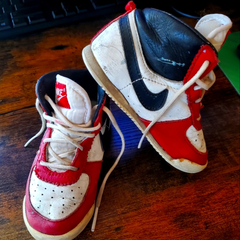 Original Vintage 1985 Baby Air Jordan Sneakers